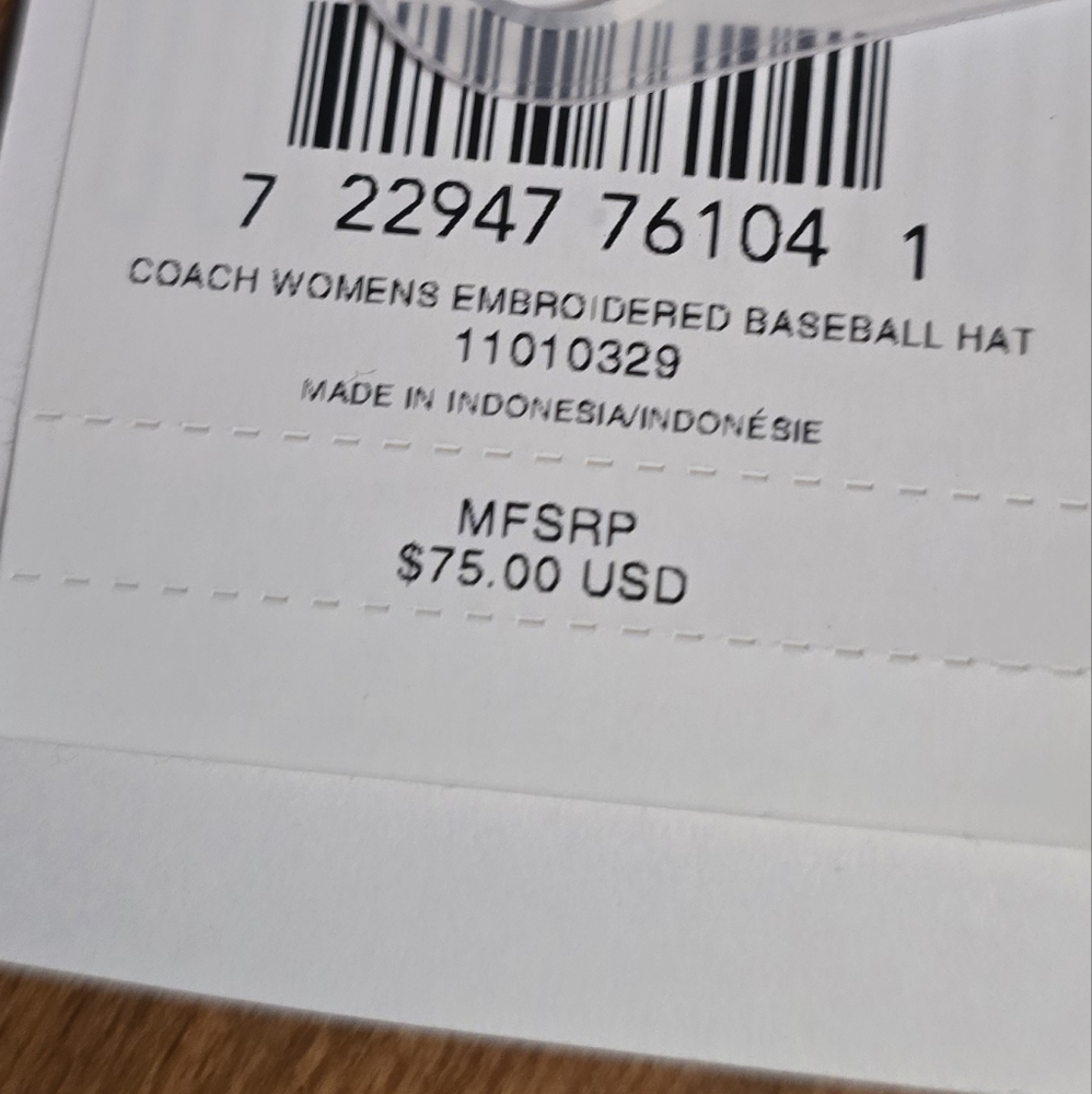 Coach Pink Baseball Cap - Picture 4 of 4